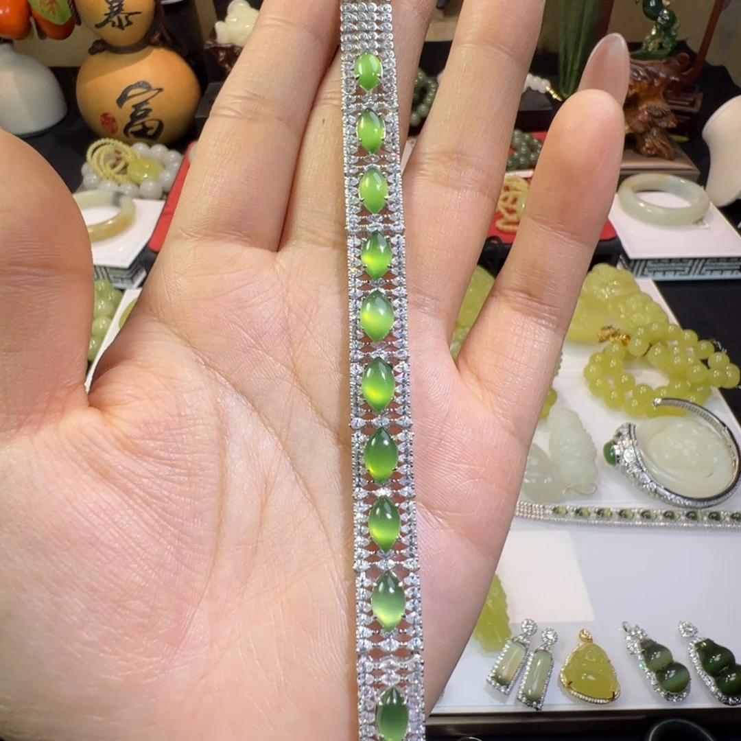 和田玉银S925镶嵌颈饰