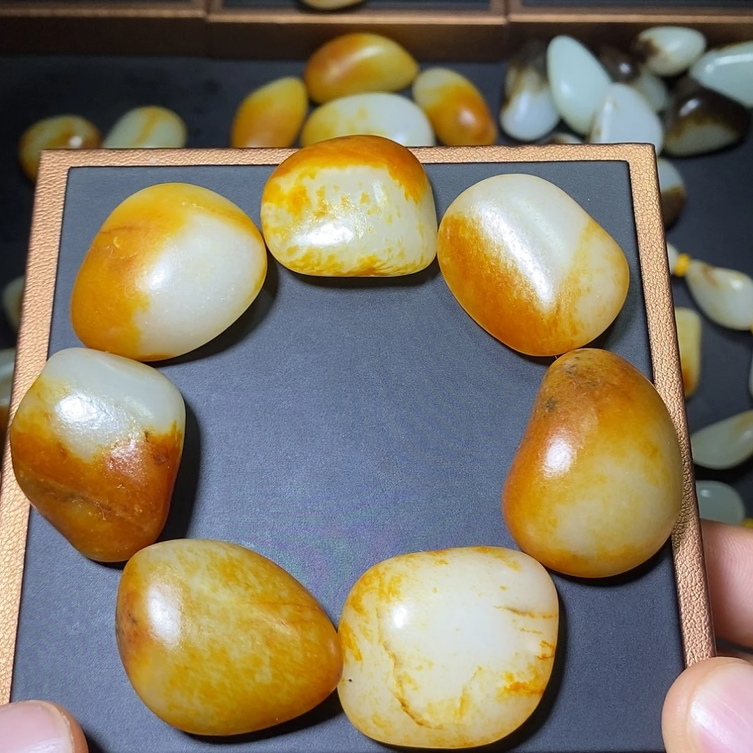 和田玉未镶嵌手链
