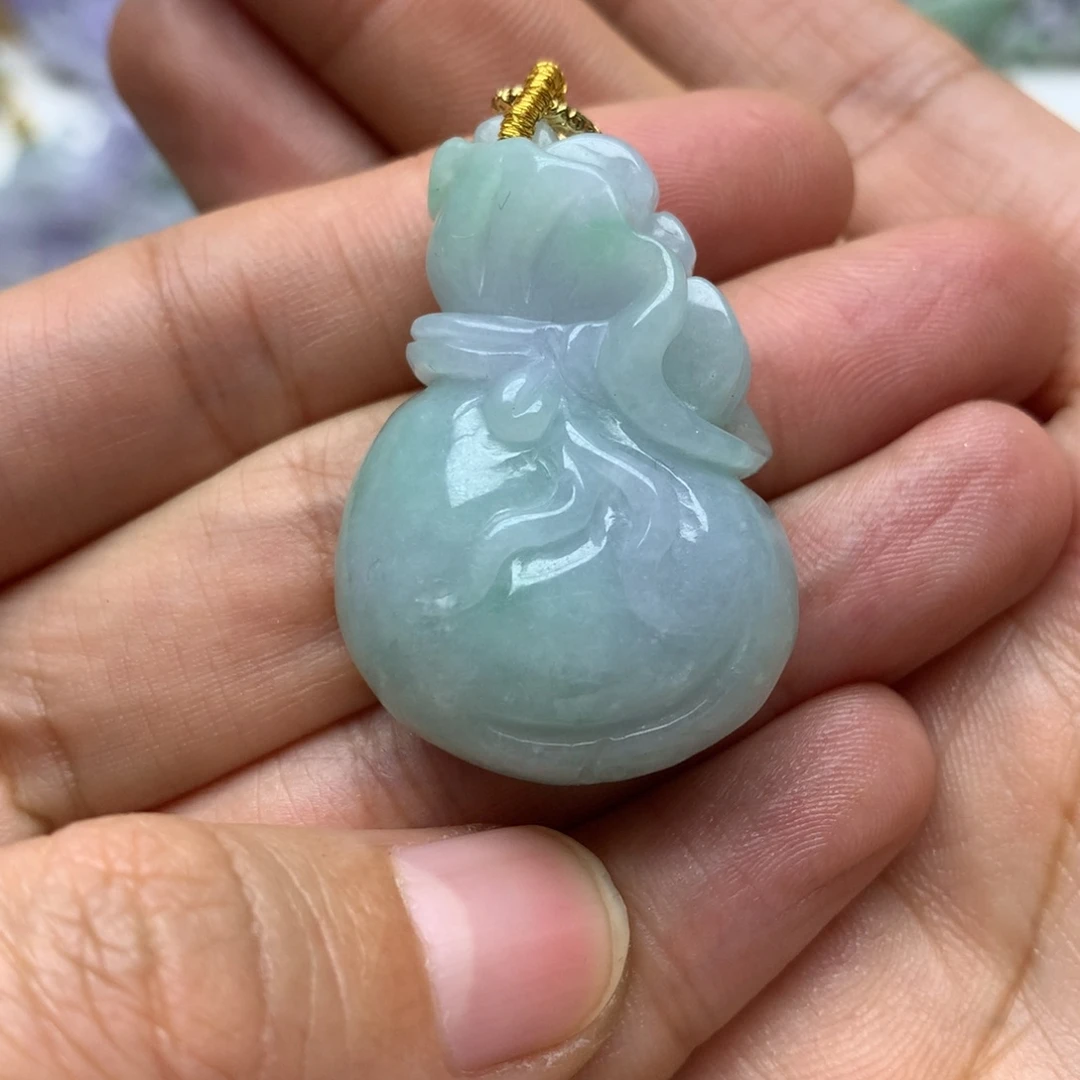 翡翠颈饰未镶嵌0**5翡翠