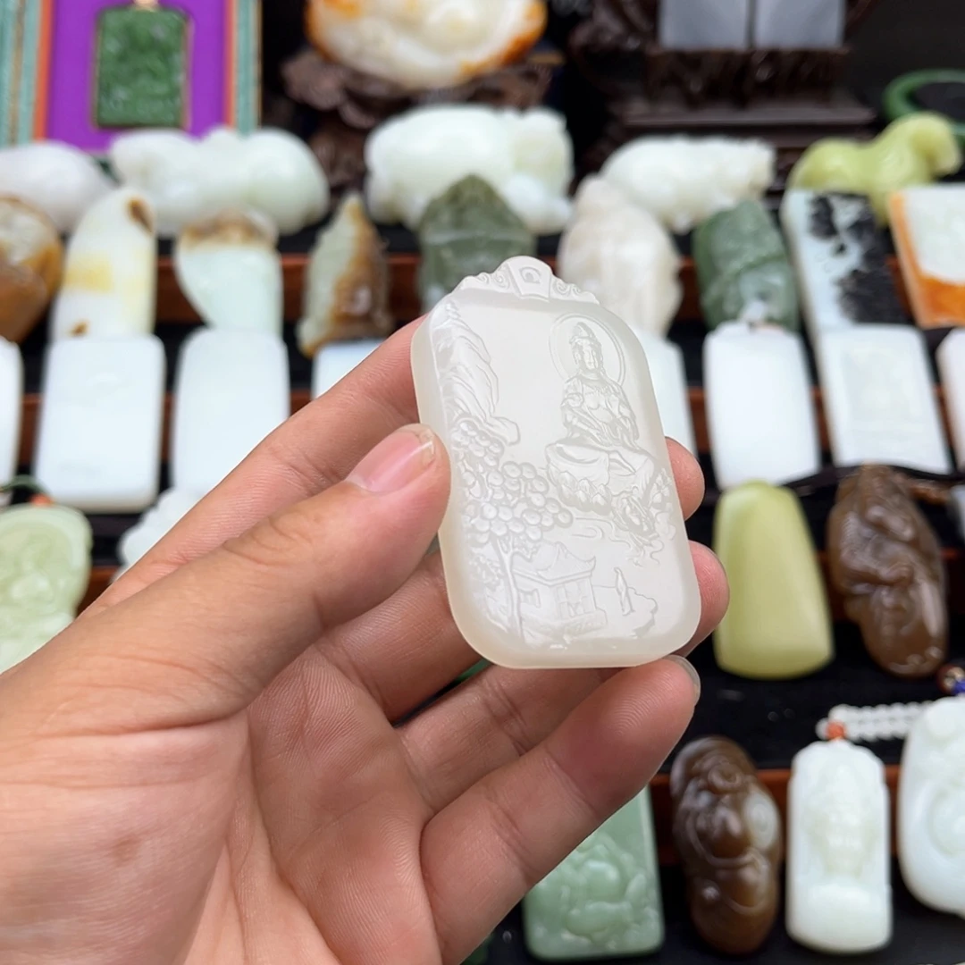 和田玉未镶嵌挂件