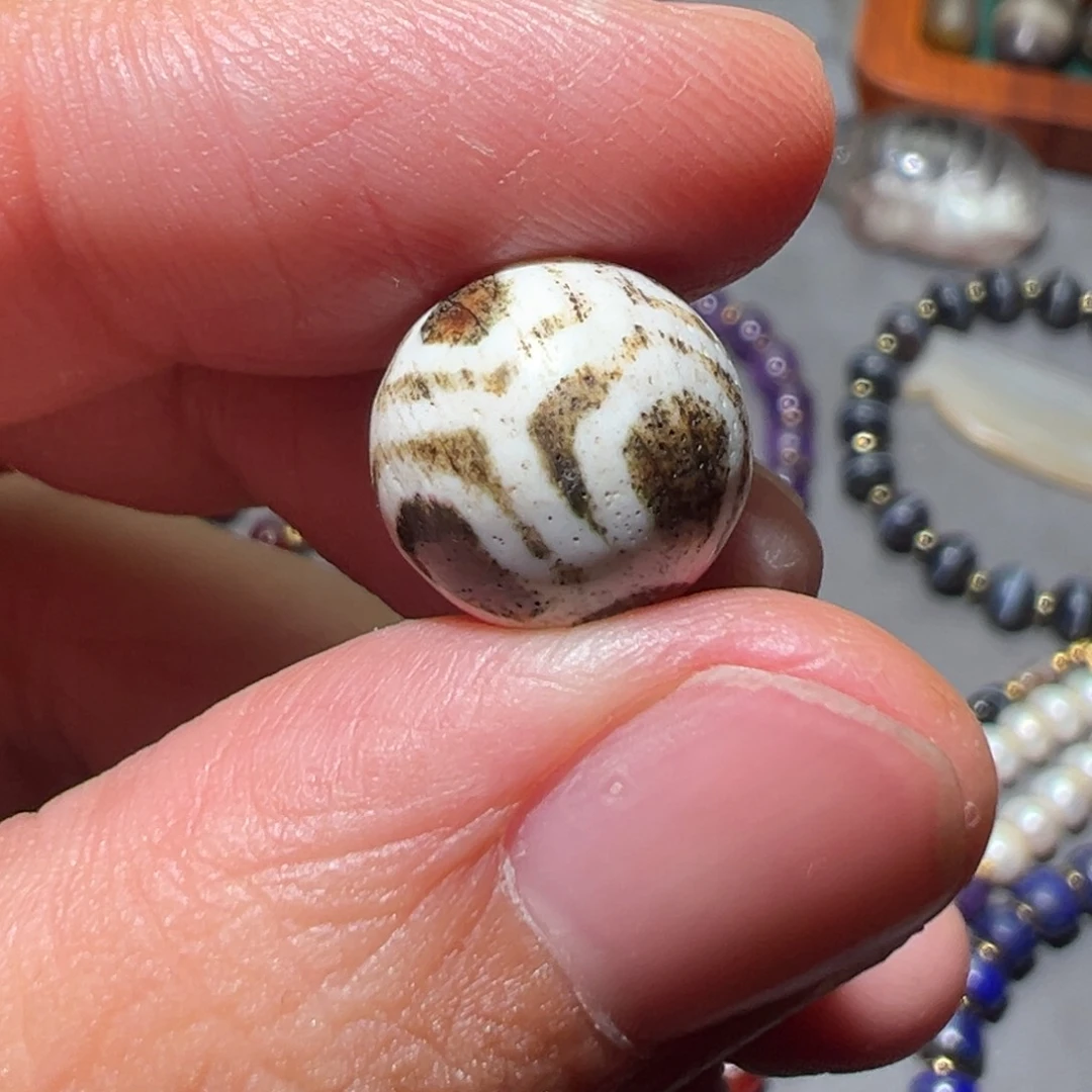 玛瑙/玉髓颈饰未镶嵌巍