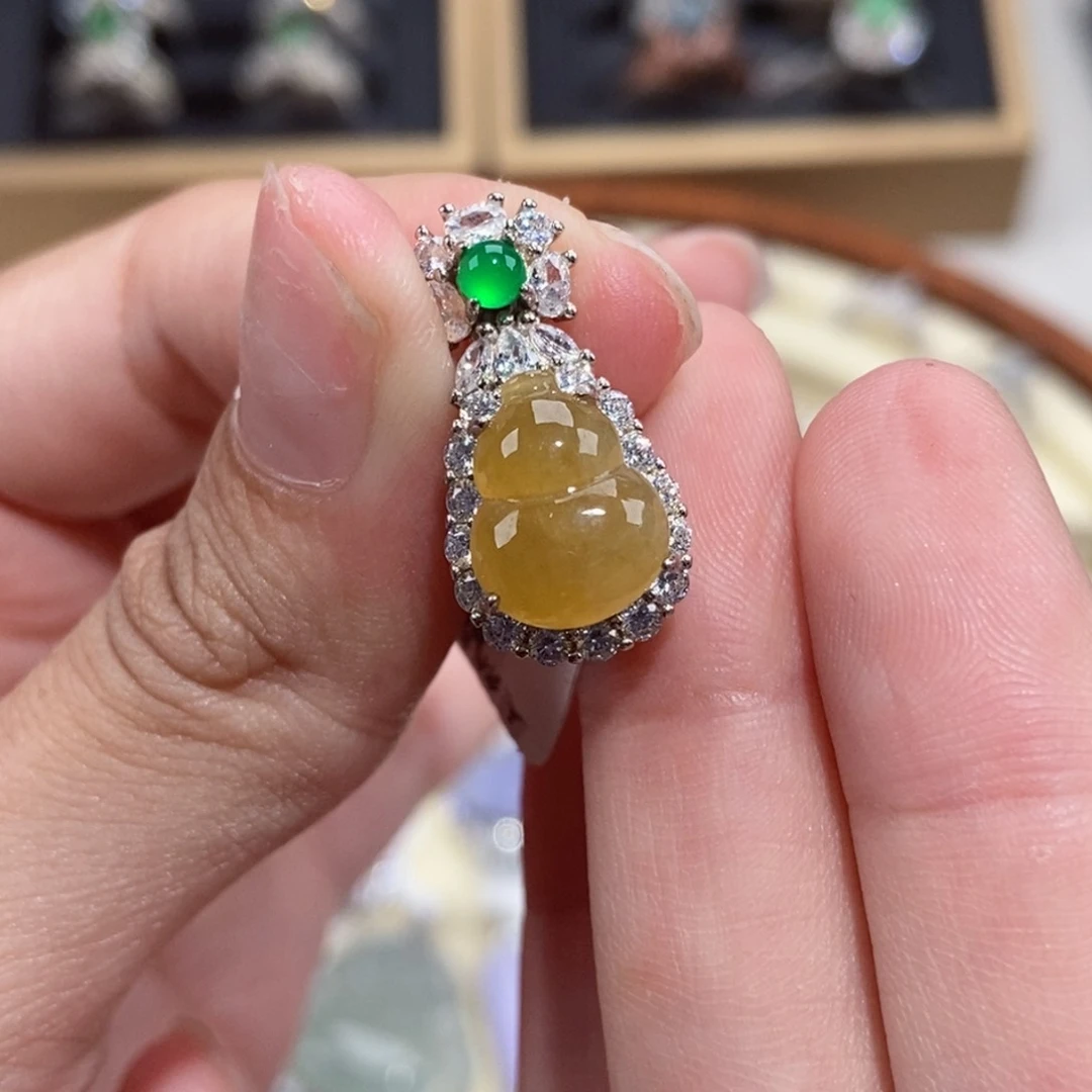 翡翠银S925镶嵌颈饰纯天然缅甸翡翠a货黄翡葫芦