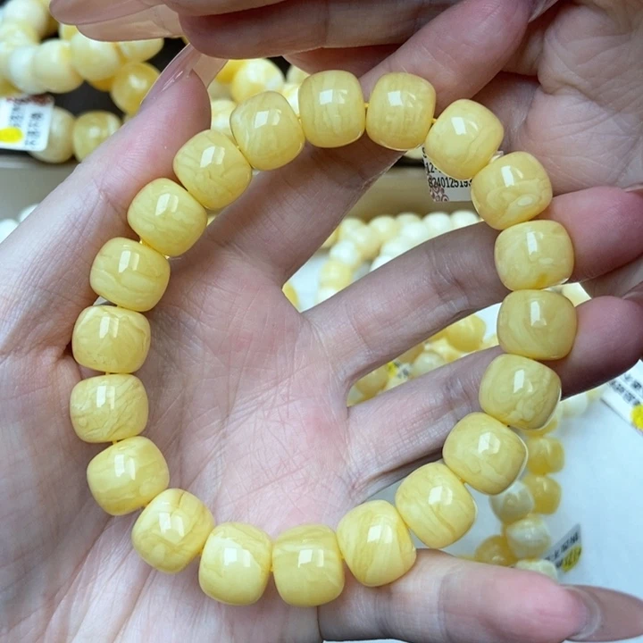 琥珀未镶嵌珠宝奇石12