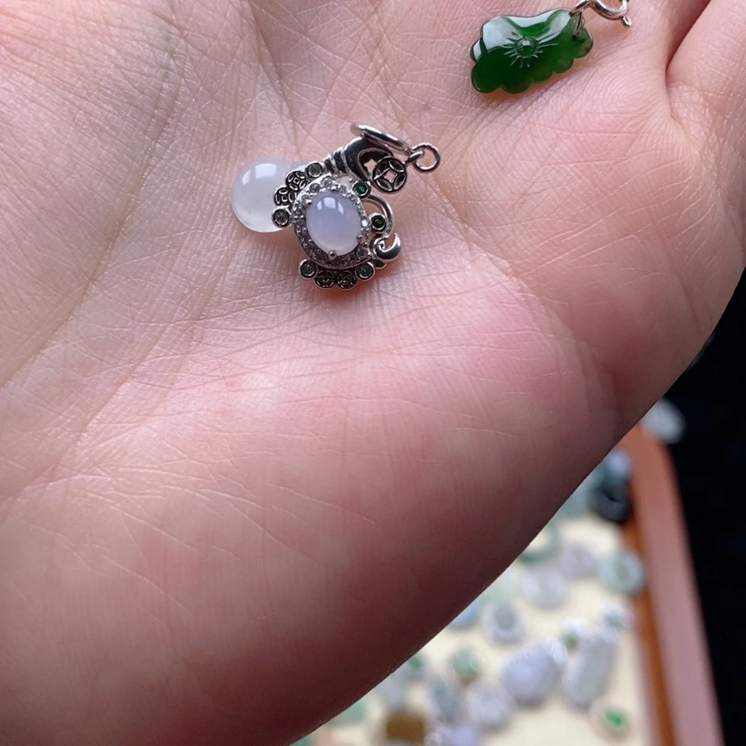 翡翠挂件未镶嵌Y**a你有