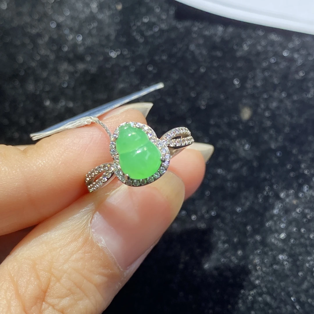 缅料 天然翡翠葫芦戒指