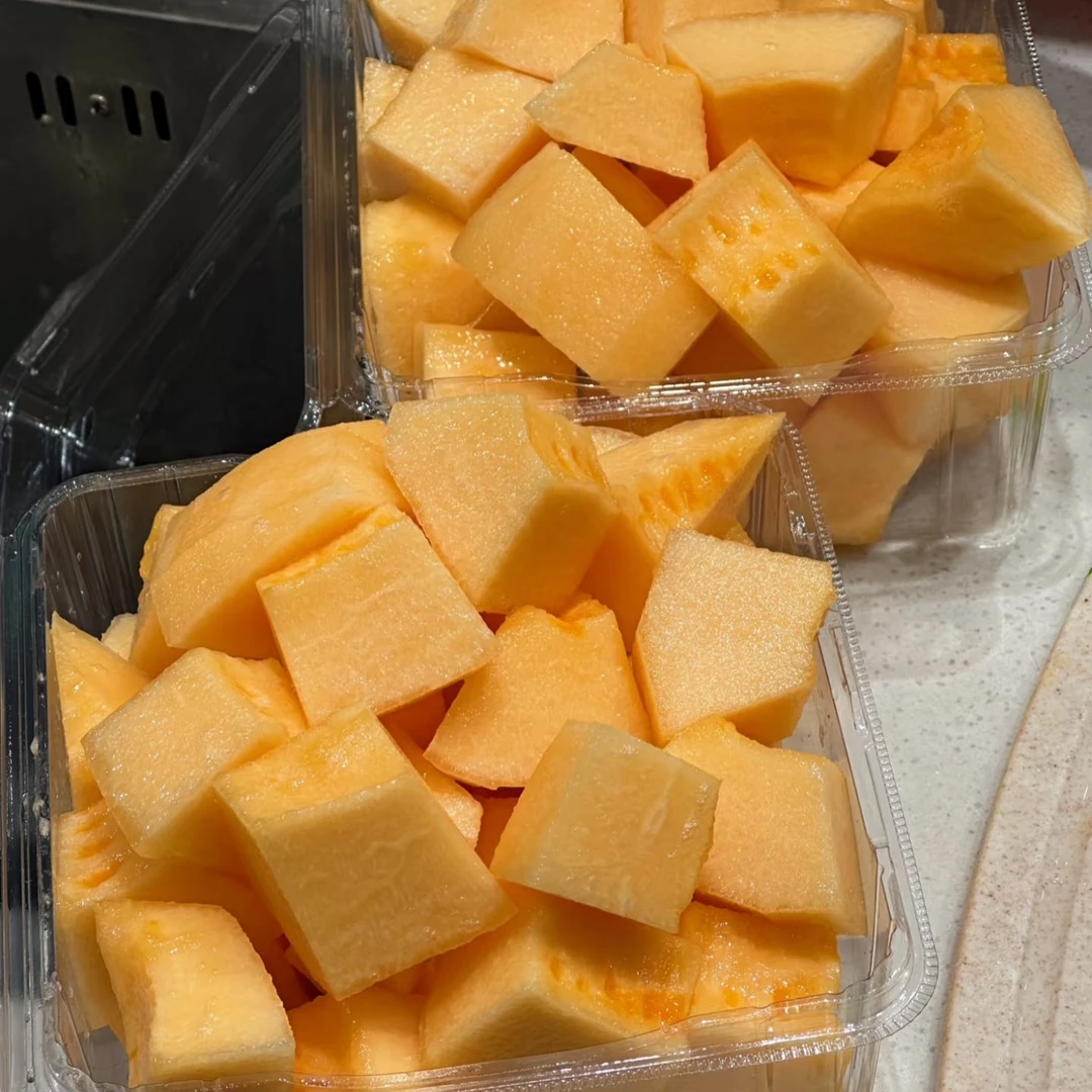 脆甜丝路晓蜜瓜切盒一盒