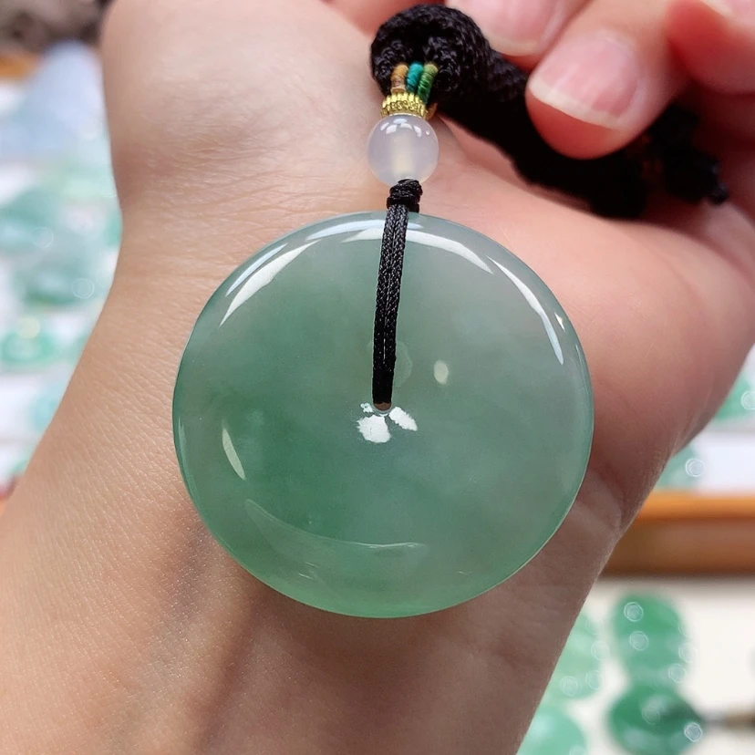 【闪购商品】翡翠未镶嵌吊坠(不含链)