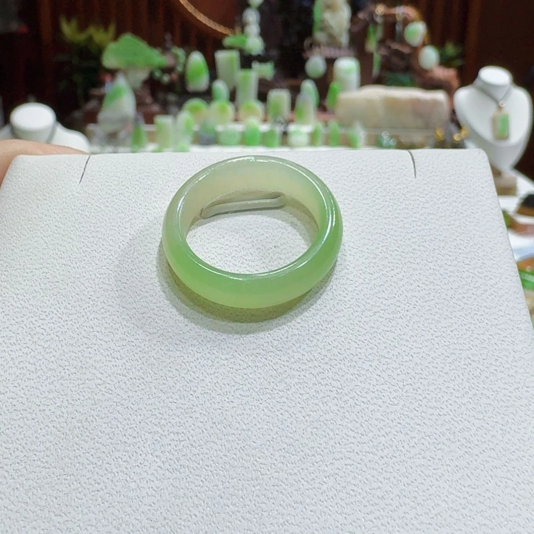 和田玉和田玉翠青卡19戒圈未镶嵌