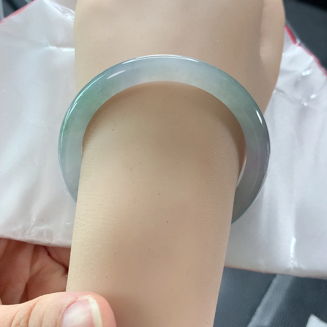 翡翠手镯未镶嵌①④⑤