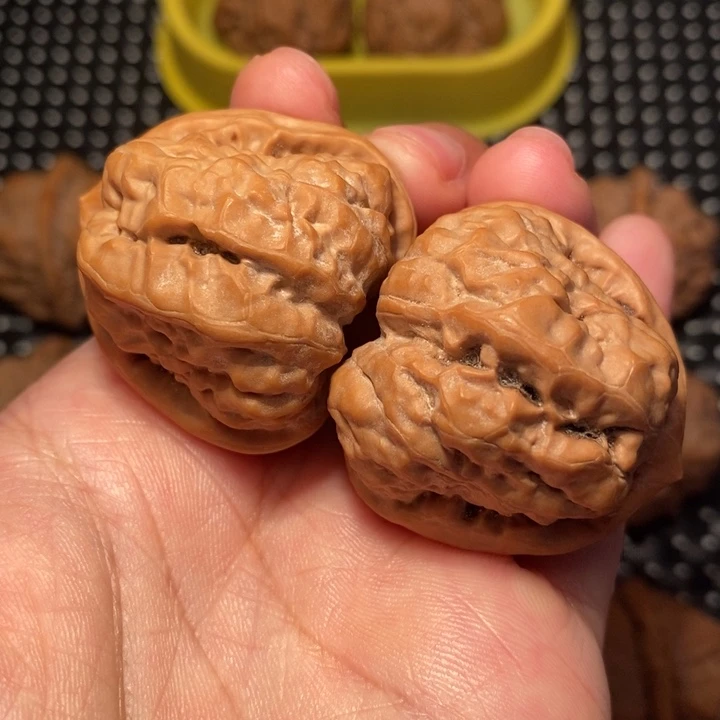 把件文玩核桃四开背