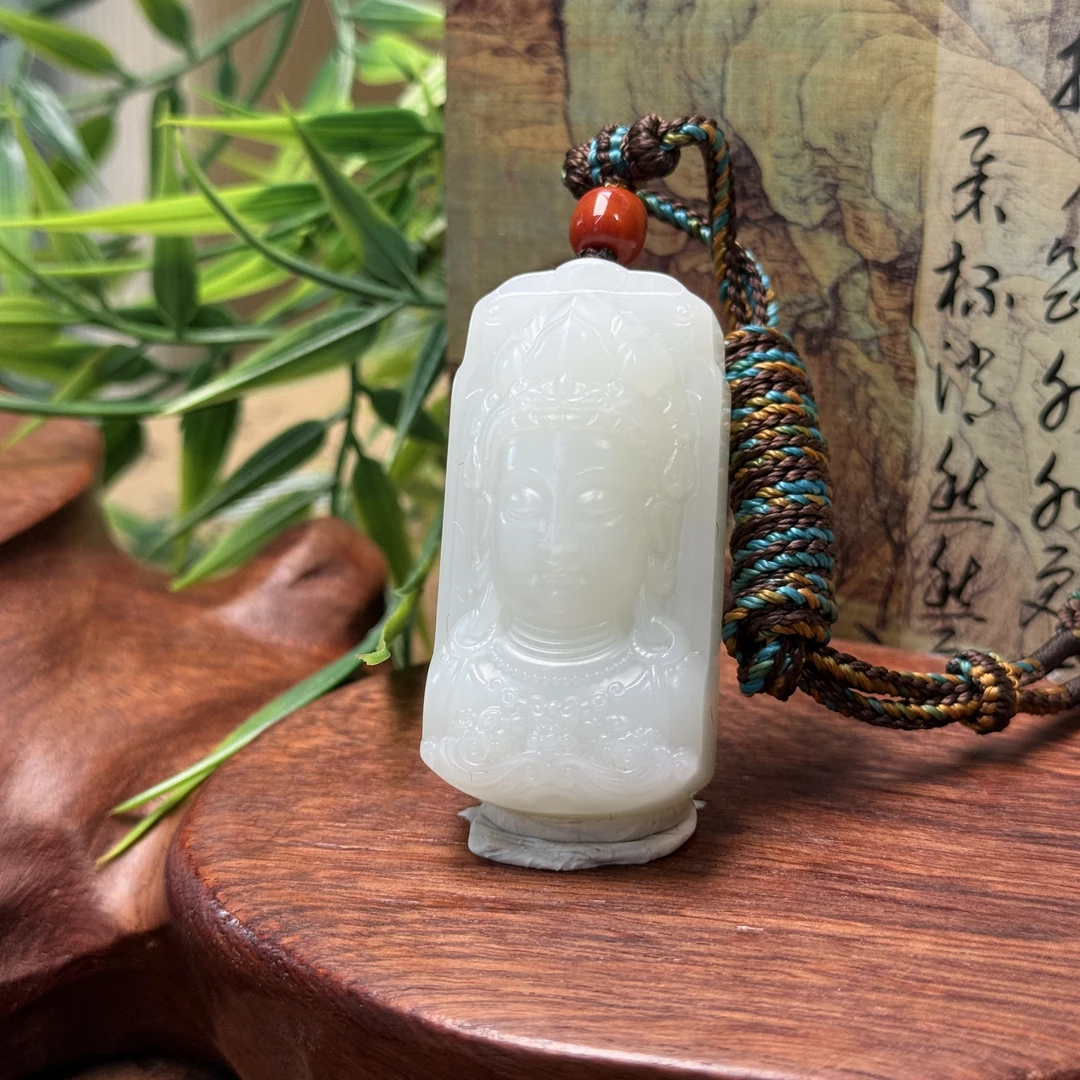 709602#天然新疆和田玉观音法相吊坠挂件 精致经典雕刻时尚