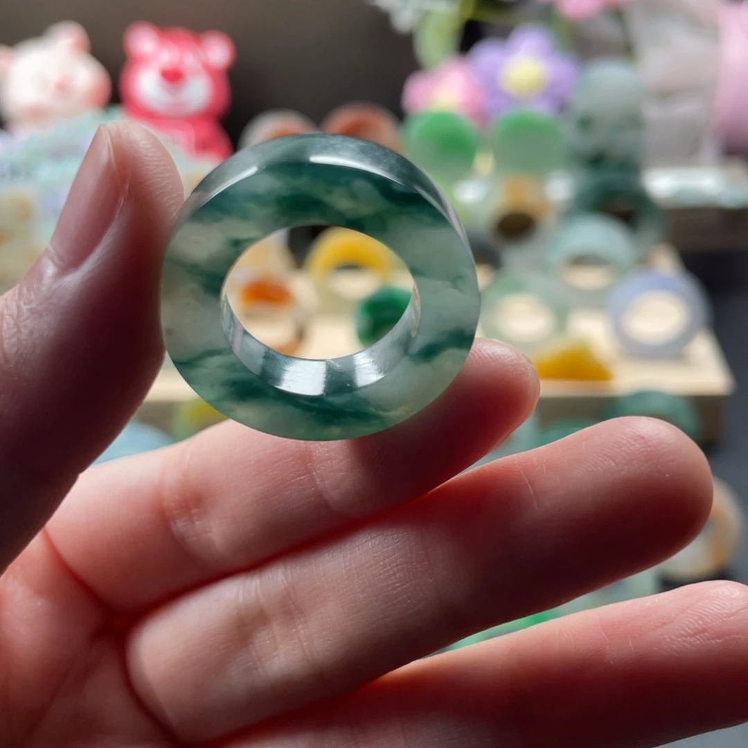 定制翡翠未镶嵌翡翠