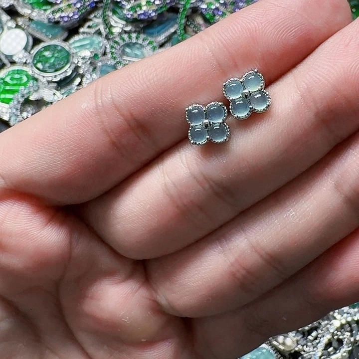 翡翠颈饰未镶嵌天然A货翡翠放漏