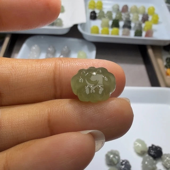 和田玉足银镶嵌珠宝半成品