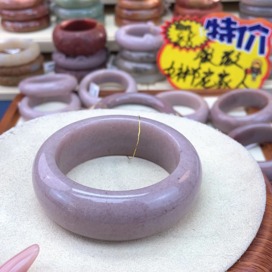 【闪购商品】石英质玉手镯未镶嵌安*