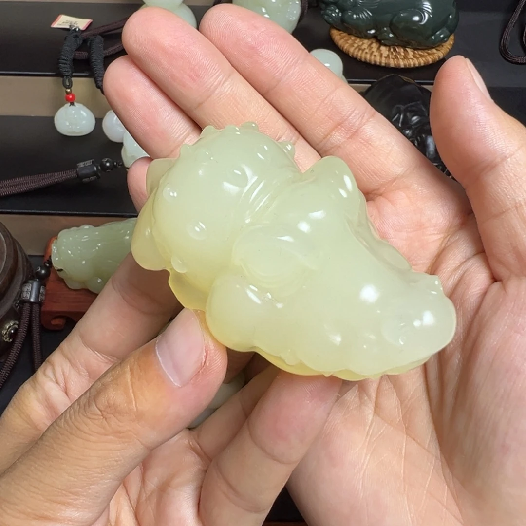 软玉未镶嵌把件天然玉石精品