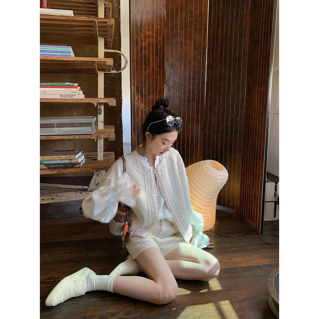 区区欧阳 亚麻盘扣花边马甲女夏季薄款设计感小众老钱风短裤衬衫