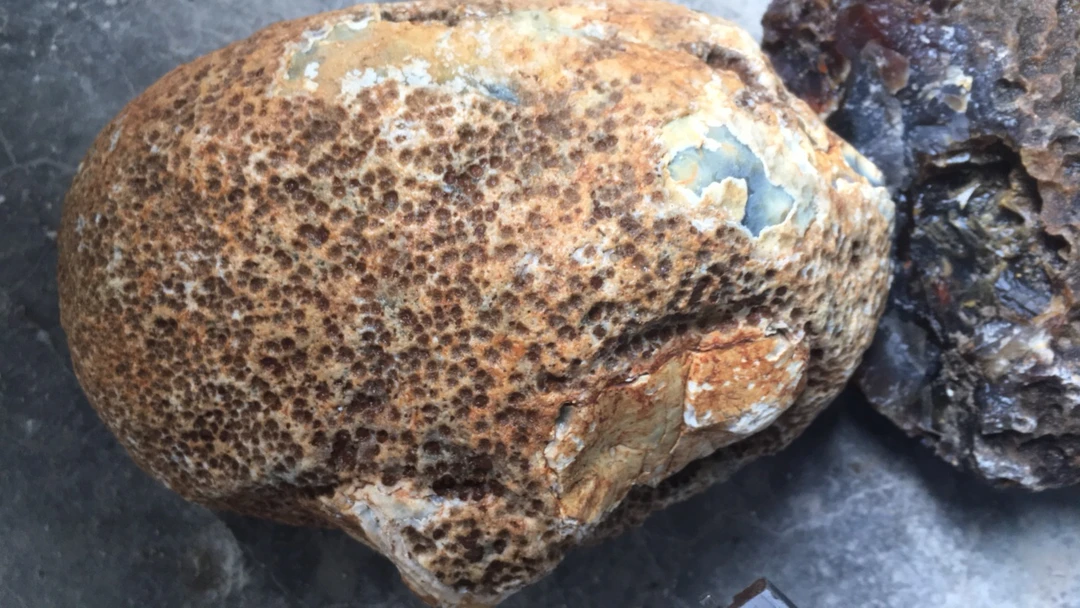 天然玛瑙原石板料定制专拍不退换