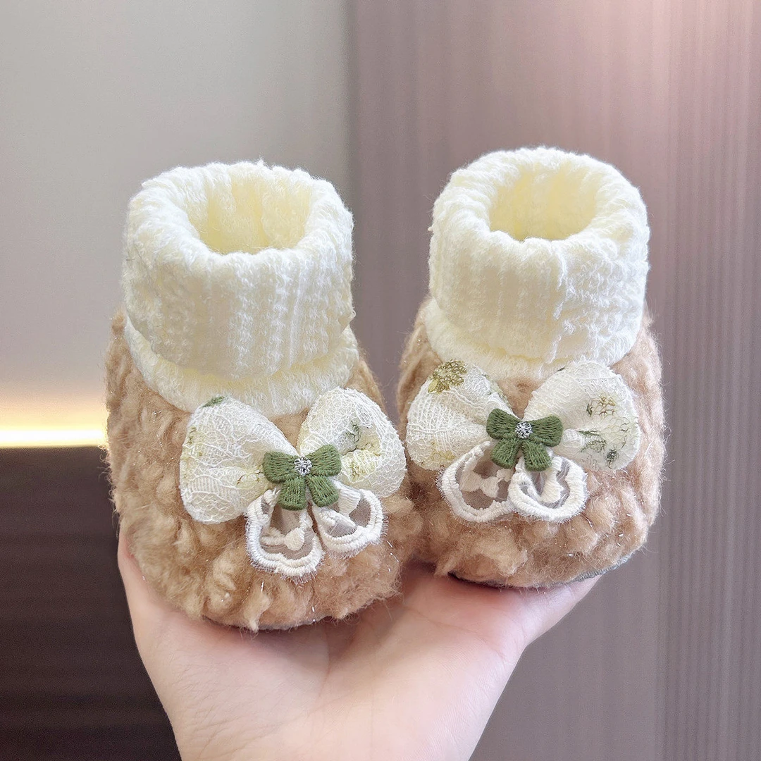 婴儿鞋子冬季棉鞋0-12个月女宝宝公主风软底加绒保暖防滑步前鞋