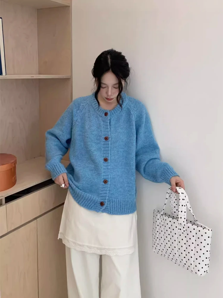 软糯慵懒风百搭毛衣外套女秋冬2025新款宽松简约韩系针织开衫上衣