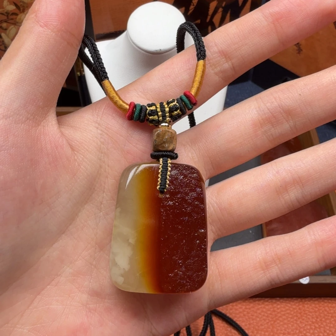 蜜蜡未镶嵌吊坠(赠链)