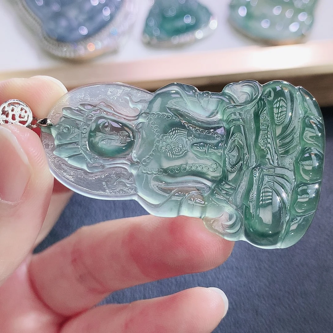 翡翠未镶嵌挂件翡翠