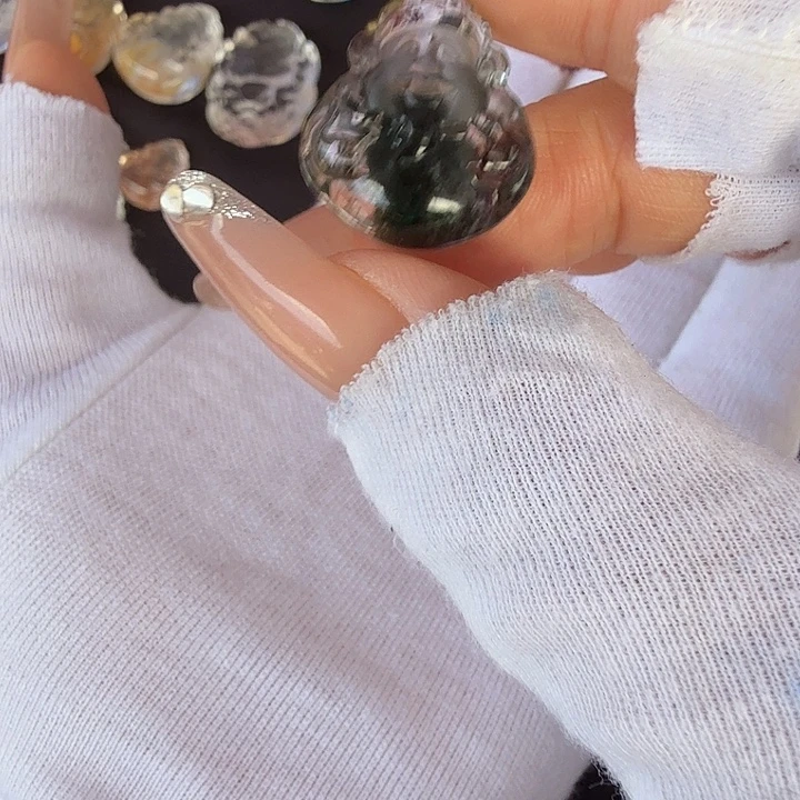 凌***蓝车挂水晶未镶嵌水晶