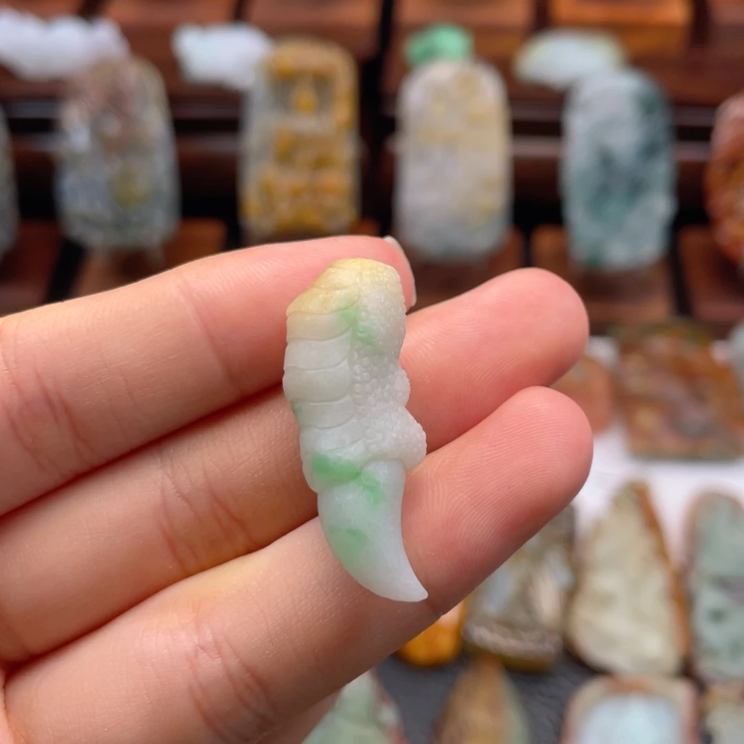 定制翡翠未镶嵌翡翠