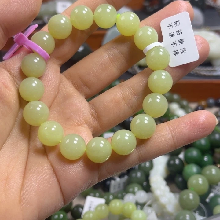 和田玉未镶嵌手串