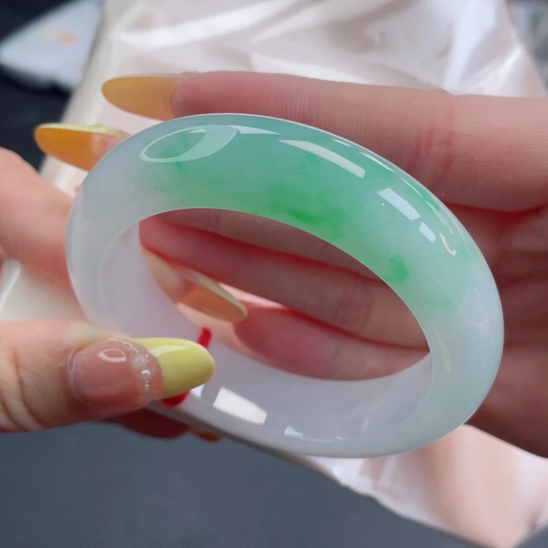 未镶嵌手镯翡翠52.4阳春白雪轮胎镯 版型饱满且大气13号