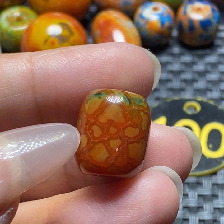 用***9玛瑙/玉髓未镶嵌颈饰