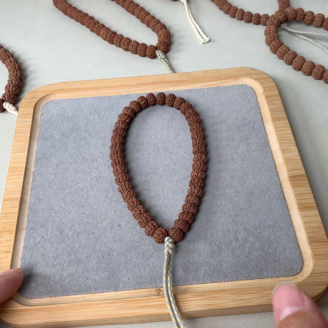 金刚菩提吊坠A手持8.9