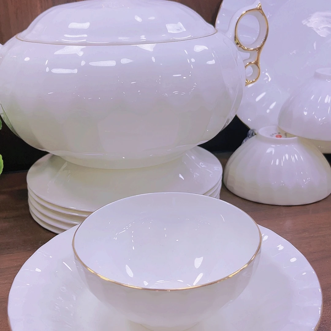 【闪购商品】瓷水晶之恋菜盘10，饭碗10，鱼盘1