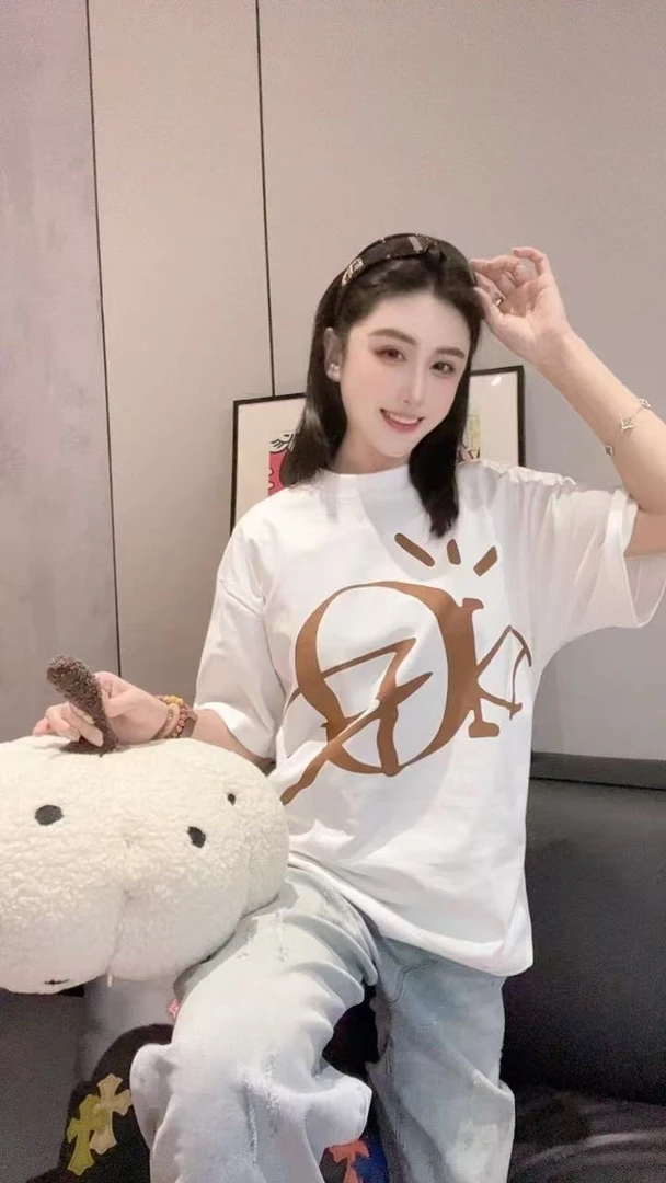 小颖【Q-005】2025新款男女同款时尚潮牌极简纯色短袖T恤