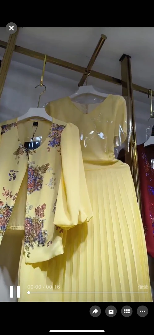 新款两件套裙子 32