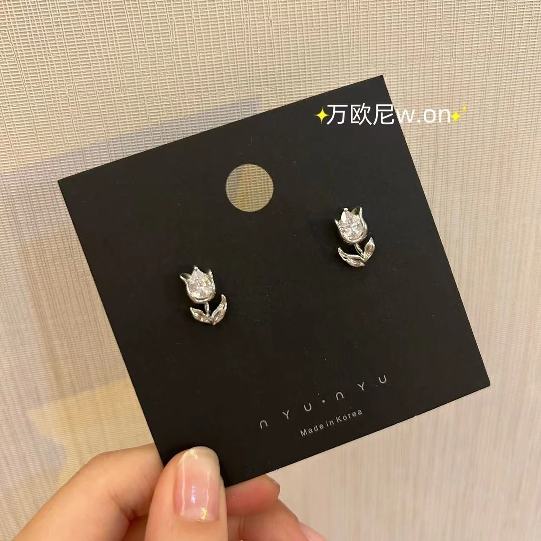 925银合成锆石耳饰 CHANGE x 郁金香 耳饰气质轻奢百搭 弧E109