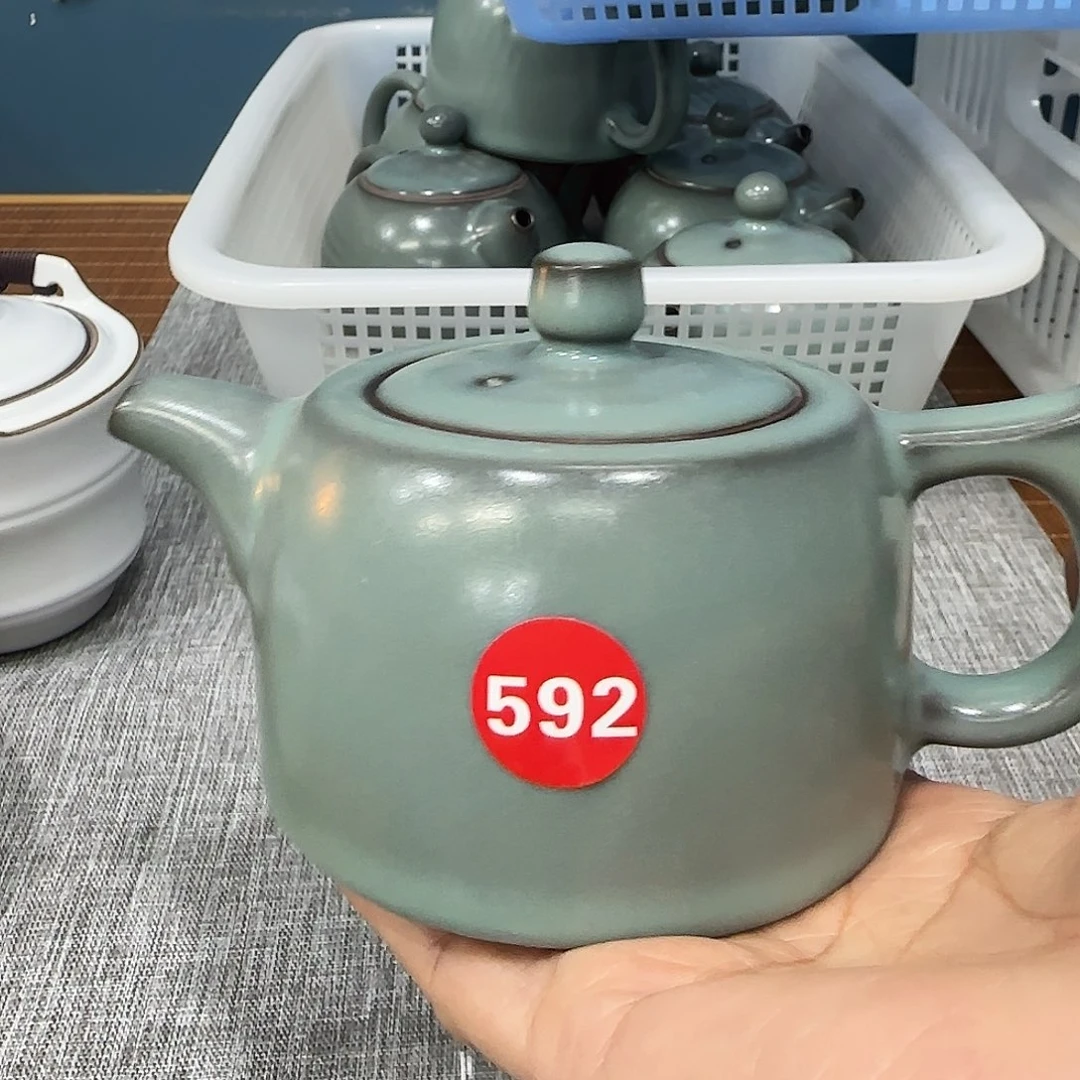 瓷片编号发货，小微瑕。。。。。。。