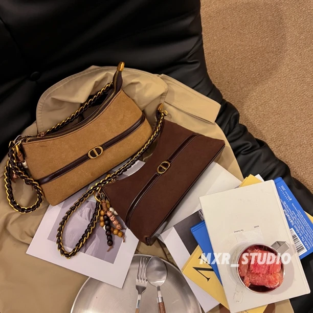 【古董家】2025冬季新款复古单肩斜挎包磨砂腋下包单肩包饺子包包