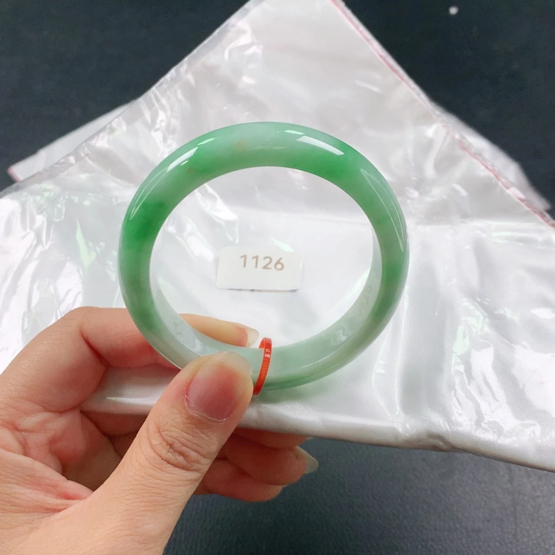 未镶嵌手镯翡翠03。