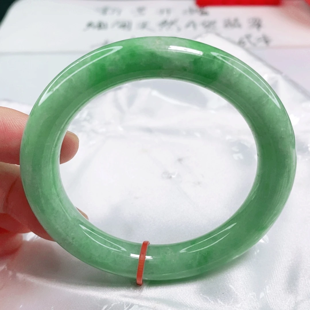 未镶嵌手镯翡翠56圈口圆条