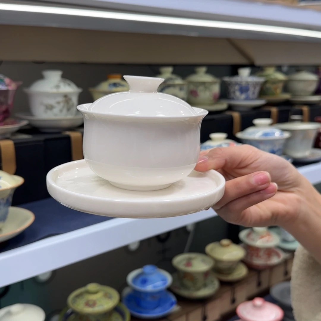 高温下的高温天气使人心情