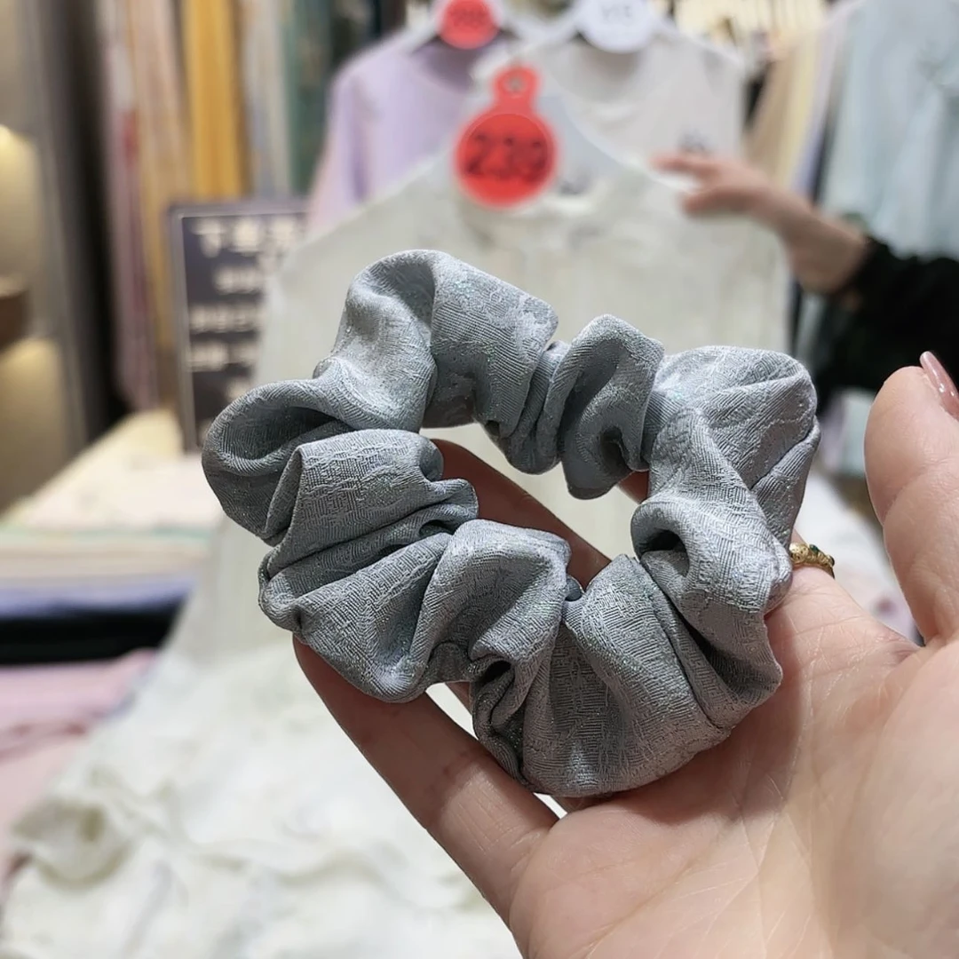 【闪购商品】?**w苏绣等图案和图案为一体而