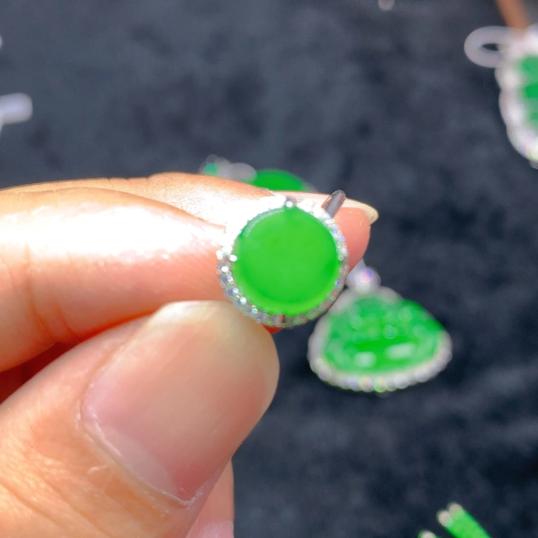 翡翠银S925镶嵌颈饰我