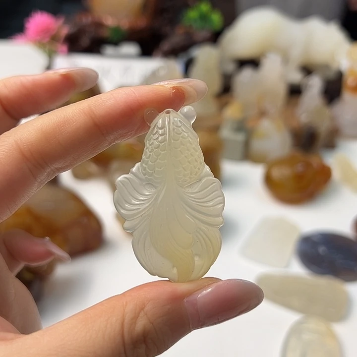 玛瑙/玉髓颈饰未镶嵌