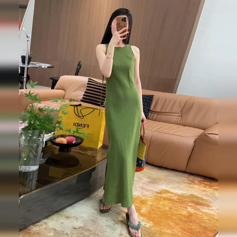 法式复古绿色背心吊带连衣裙女夏季2025新款海边度假气质无袖长裙