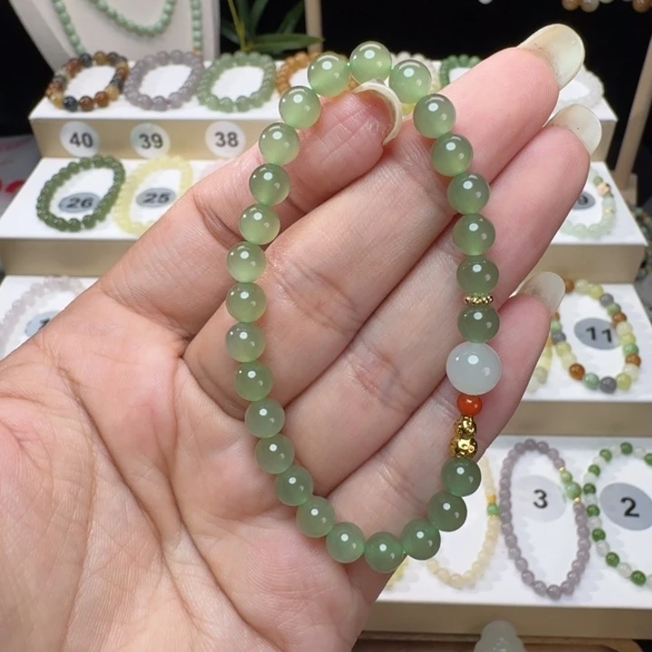 和田玉未镶嵌手串