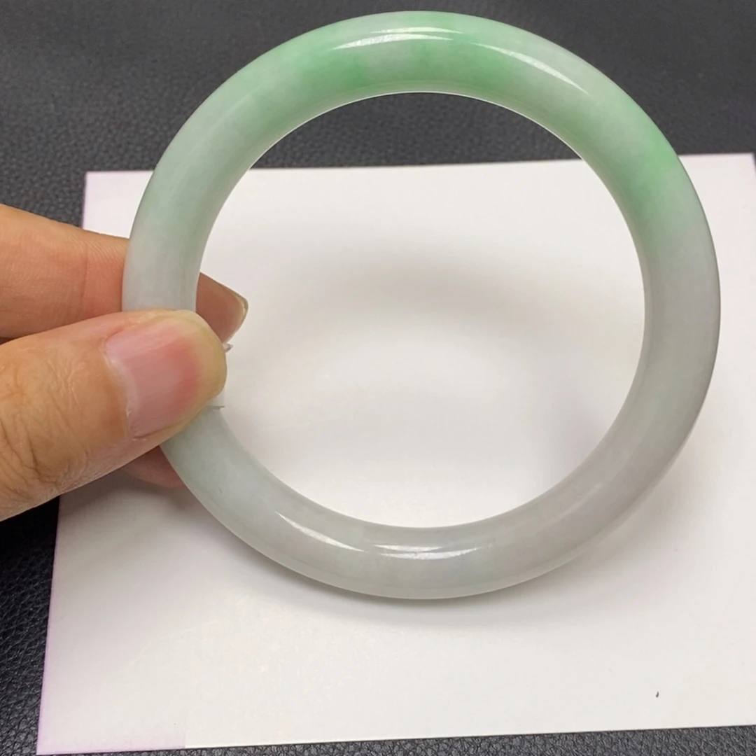 翡翠手镯未镶嵌G*S60圈口