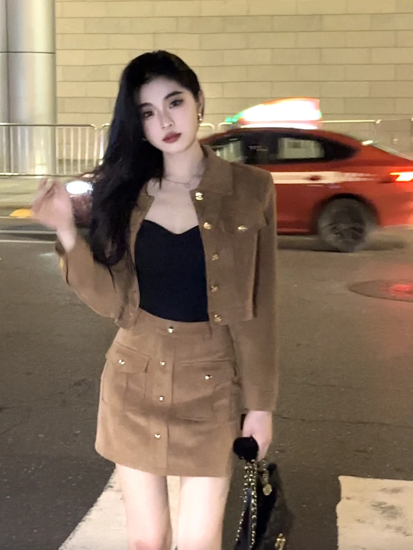 【vivi】秋冬法式洋气复古显瘦设计感两件套装2568