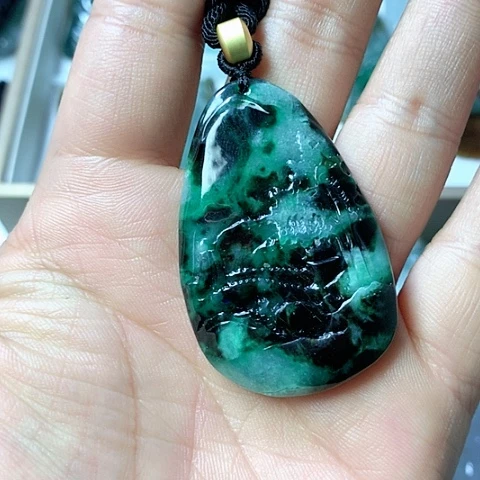 翡翠颈饰未镶嵌天然缅甸翡翠a货