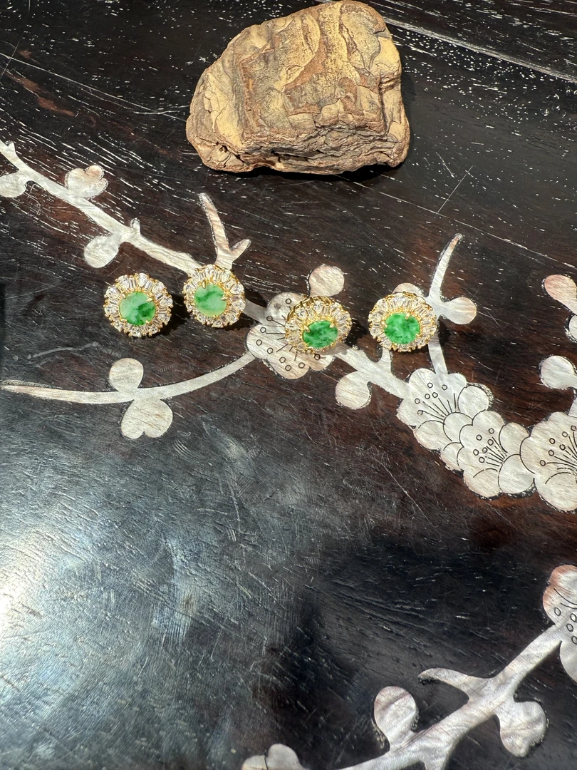 1.2香港王老板-翡翠a货镶嵌耳饰多样性发一3y430